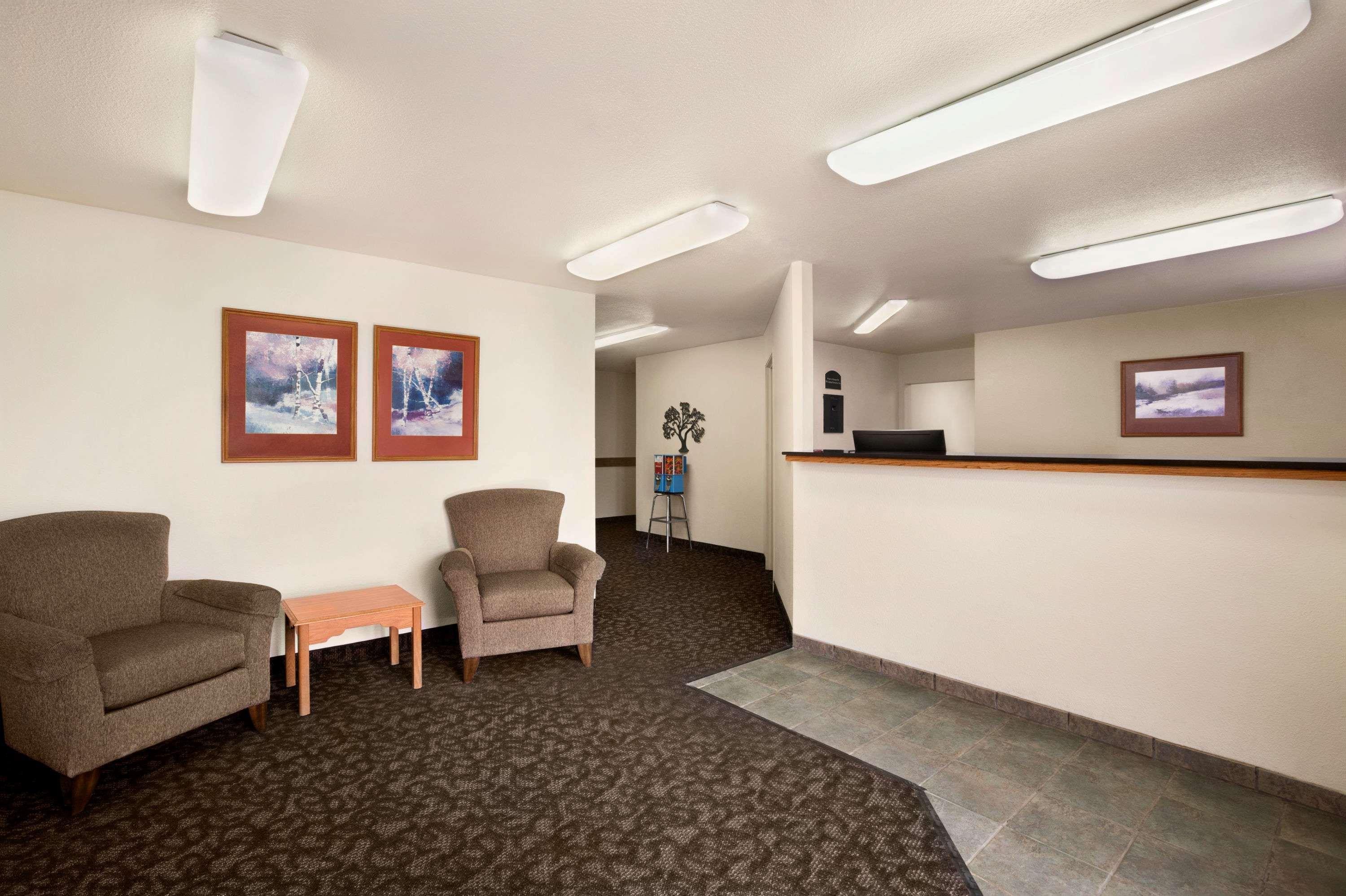 Travelodge By Wyndham Pecos Exterior photo